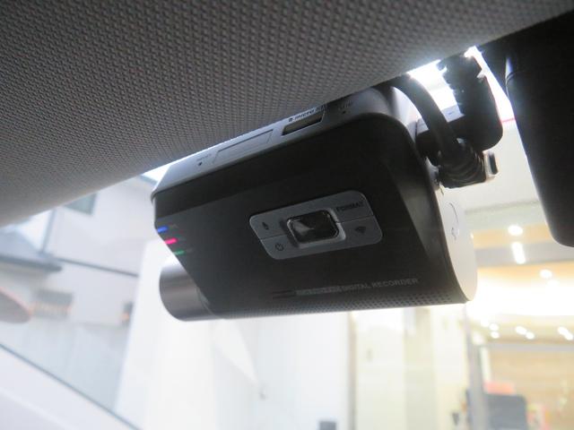 ゴルフトゥーラン ＴＳＩ　ハイライン　ドライブレコーダー　バックカメラ　ナビ　ＴＶ　クリアランスソナー　オートクルーズコントロール　パークアシスト　衝突被害軽減システム　ＬＥＤヘッドランプ　ヘッドライトウォッシャー　スマートキー（10枚目）