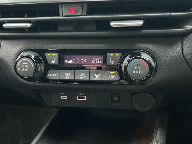 オーラ Ｇ　ＦＯＵＲ　レザーエディション　アップル１年保証付　ワンオーナー　禁煙車　ＢＯＳＥサウンド　純正９インチナビ　フルセグＴＶ　レザーシート　シートヒーター　ワイヤレス充電　アラウンドビュー　ＢＳＭ　全方位運転支援システム　ＥＴＣ（23枚目）