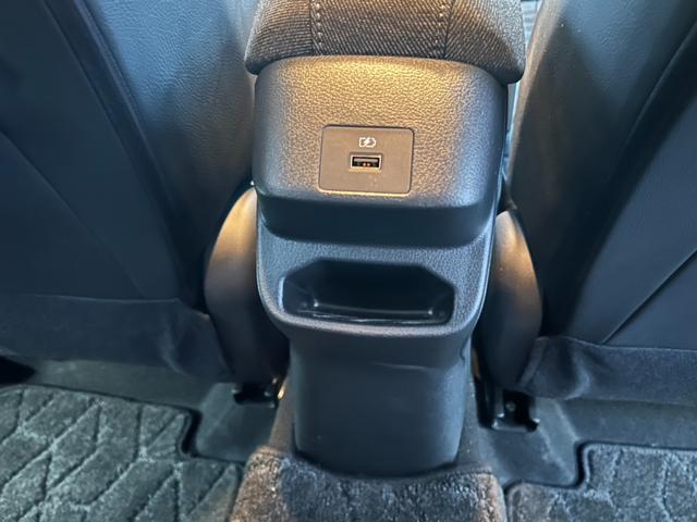 オーラ Ｇ　ＦＯＵＲ　レザーエディション　アップル１年保証付　ワンオーナー　禁煙車　ＢＯＳＥサウンド　純正９インチナビ　フルセグＴＶ　レザーシート　シートヒーター　ワイヤレス充電　アラウンドビュー　ＢＳＭ　全方位運転支援システム　ＥＴＣ（39枚目）