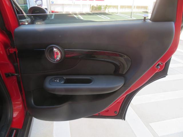 ＭＩＮＩ ジョンクーパーワークス　クラブマン　４ＷＤ　ＥＴＣ　バックカメラ　ナビ　クリアランスソナー　オートクルーズコントロール　衝突被害軽減システム　オートライト　アルミホイール　スマートキー　シートヒーター　ＬＥＤヘッドランプ（10枚目）