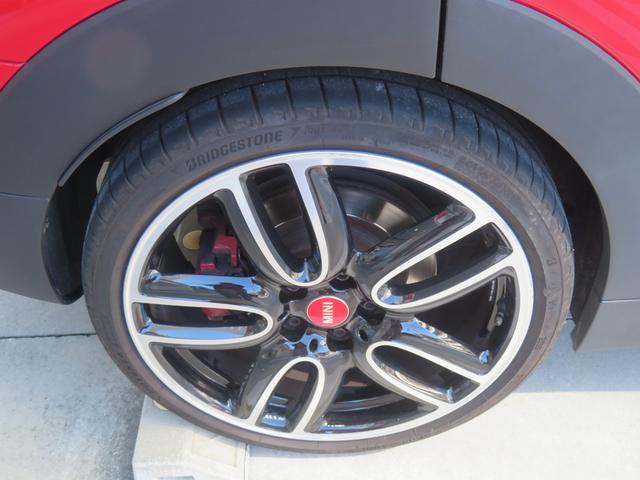 ＭＩＮＩ ジョンクーパーワークス　クラブマン　４ＷＤ　ＥＴＣ　バックカメラ　ナビ　クリアランスソナー　オートクルーズコントロール　衝突被害軽減システム　オートライト　アルミホイール　スマートキー　シートヒーター　ＬＥＤヘッドランプ（20枚目）