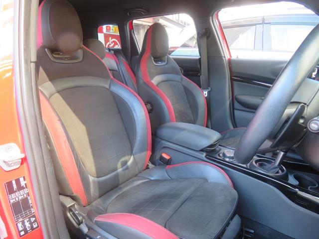 ＭＩＮＩ ジョンクーパーワークス　クラブマン　４ＷＤ　ＥＴＣ　バックカメラ　ナビ　クリアランスソナー　オートクルーズコントロール　衝突被害軽減システム　オートライト　アルミホイール　スマートキー　シートヒーター　ＬＥＤヘッドランプ（30枚目）