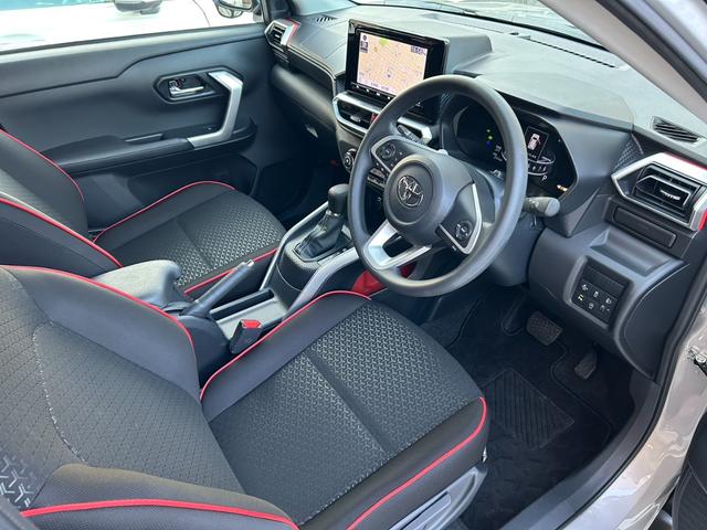 ライズ G アップル1年保証付 ワンオーナー 禁煙車 純正9インチナビ フルセグTV パノラミックビューモニター 前後ドラレコ スマートアシスト ディーラー記録簿 バイザー ETC ステアリングSW(7枚目)