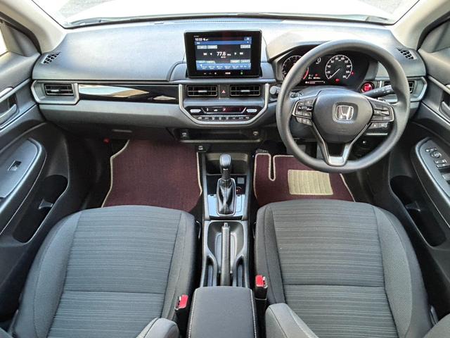 WR-V X メーカー保証継承 禁煙車 ナビ装着用スペシャルパッケージ バックモニター LEDヘッド ホンダセンシング スマートキー×2 フロアマット 車検R7年10月まで(10枚目)
