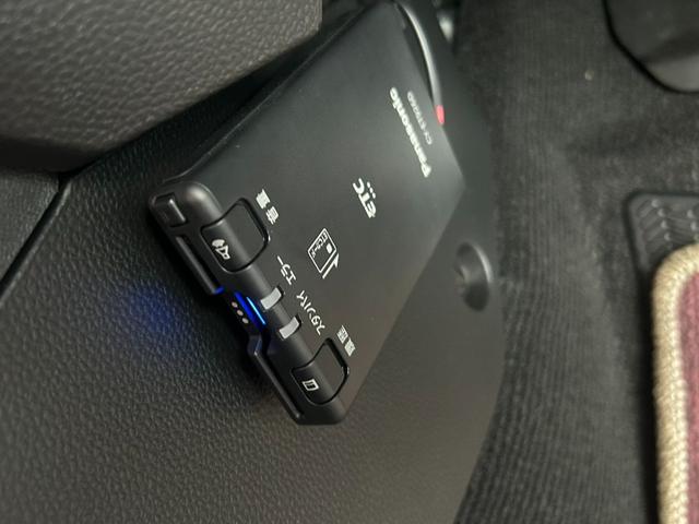 WR-V X メーカー保証継承 禁煙車 ナビ装着用スペシャルパッケージ バックモニター LEDヘッド ホンダセンシング スマートキー×2 フロアマット 車検R7年10月まで(28枚目)