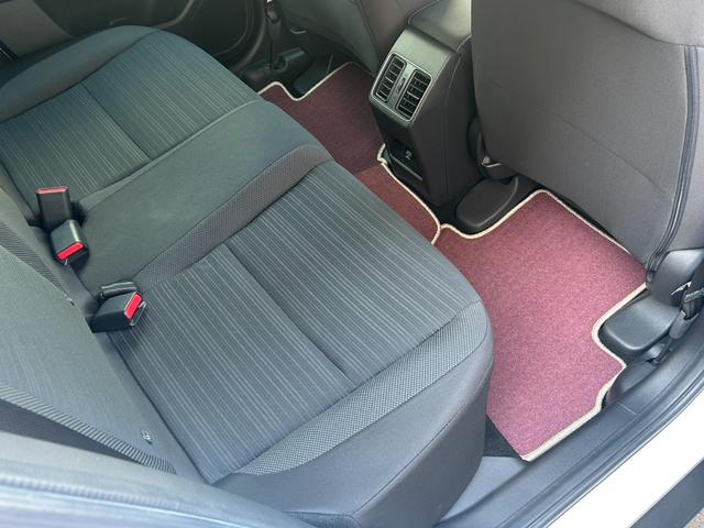 WR-V X メーカー保証継承 禁煙車 ナビ装着用スペシャルパッケージ バックモニター LEDヘッド ホンダセンシング スマートキー×2 フロアマット 車検R7年10月まで(32枚目)