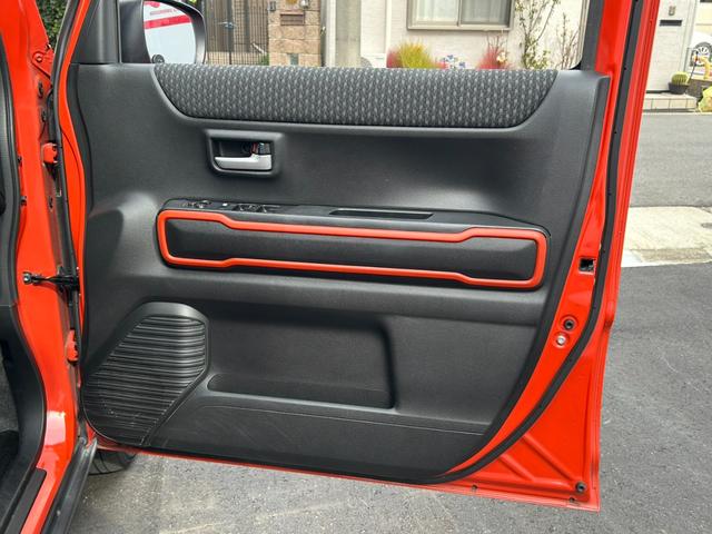 フレアクロスオーバー ハイブリッドＸＳ　アップル１年保証付　ワンオーナー　禁煙車　純正８インチナビ　フルセエグＴＶ　ＵＳＢソケット　ＬＥＤヘッドライト　ＬＥＤフォグ　全方位カメラ　ＥＴＣ　２トーンカラー　セーフティーパッケージ（27枚目）