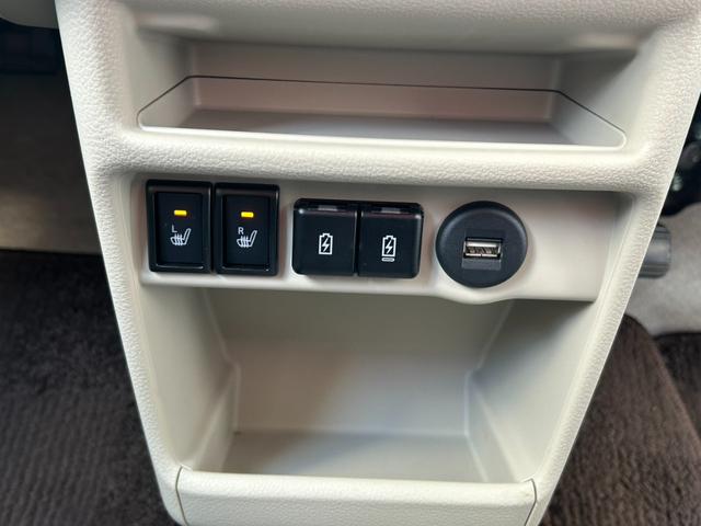 アルトラパンＬＣ Ｘ　アップル１年保証付　ワンオーナー　禁煙車　シートヒーター　純正８インチナビ　フルセグＴＶ　全方位カメラ　ＥＴＣ　ブラウンルーフ　ＬＥＤヘッドライト　スマートキー　車検Ｒ９年９月まで　ハーフレザー（19枚目）