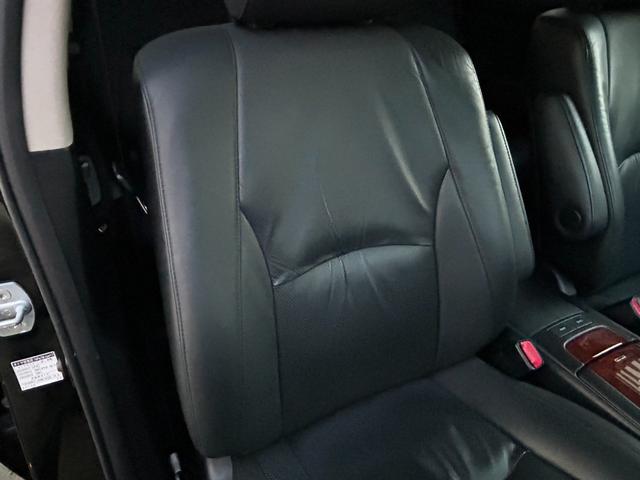 ハリアー ２４０Ｇ　Ｌパッケージ　ワンオーナー　禁煙車　ＨＩＤヘッドライト　メーカーナビ　バックモニター　ブラックレザーシート　ＥＴＣ　前席パワーシート　シートヒーター　コーナーセンサー　木目パネル　ドラレコ　ステアリングＳＷ（11枚目）