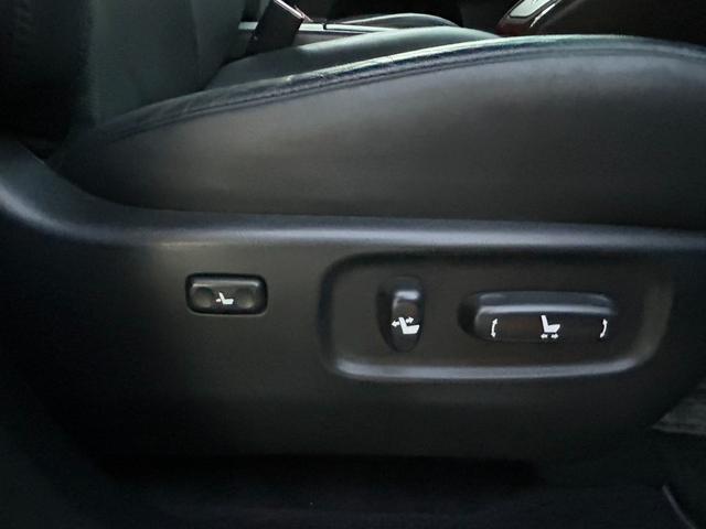 ハリアー ２４０Ｇ　Ｌパッケージ　ワンオーナー　禁煙車　ＨＩＤヘッドライト　メーカーナビ　バックモニター　ブラックレザーシート　ＥＴＣ　前席パワーシート　シートヒーター　コーナーセンサー　木目パネル　ドラレコ　ステアリングＳＷ（13枚目）