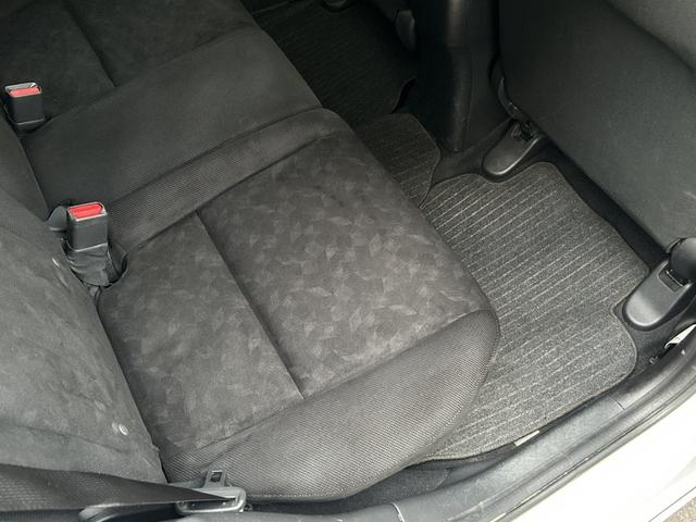 シャトル ハイブリッド　アップル１年保証付　車検整備付　禁煙車　社外ナビ　バックカメラ　ＥＴＣ　サイドバイザー　電格ミラー　取説　保証書　スペアキー（26枚目）