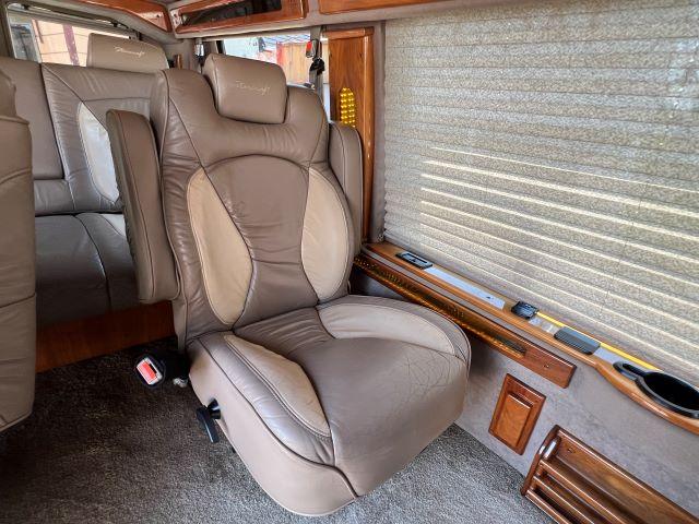 ダッジ・バン RAM1500ミディアム スタークラフト 新車並行証明書 3Dイルミネーション 10.1インチディスプレイオーディオBカメラRモニター4CPベージュレザー エクストラベット付電動3rdソファーベット(13枚目)