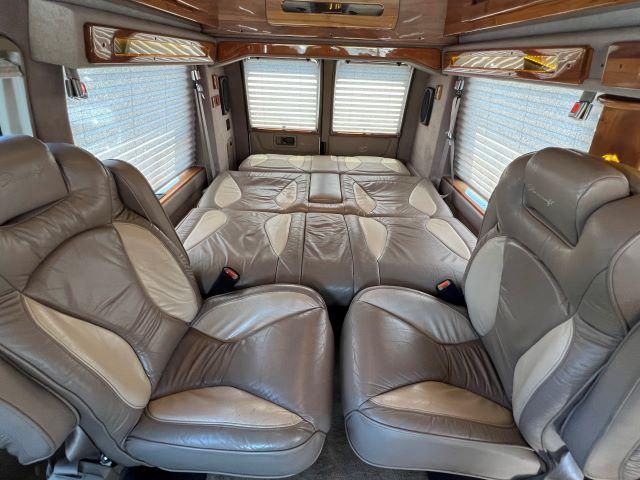 ダッジ・バン RAM1500ミディアム スタークラフト 新車並行証明書 3Dイルミネーション 10.1インチディスプレイオーディオBカメラRモニター4CPベージュレザー エクストラベット付電動3rdソファーベット(14枚目)