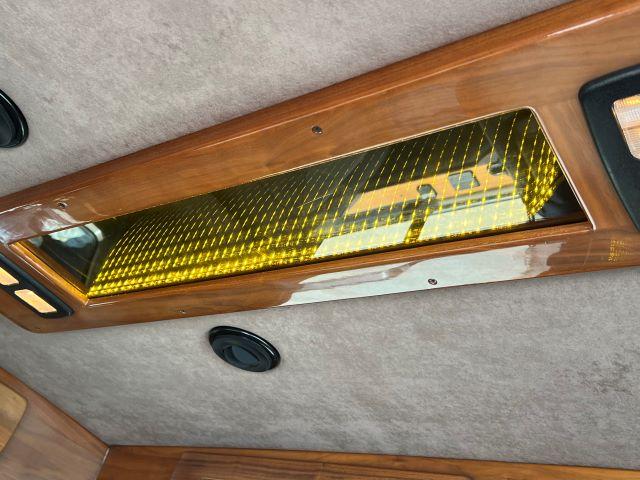 ダッジ・バン RAM1500ミディアム スタークラフト 新車並行証明書 3Dイルミネーション 10.1インチディスプレイオーディオBカメラRモニター4CPベージュレザー エクストラベット付電動3rdソファーベット(18枚目)