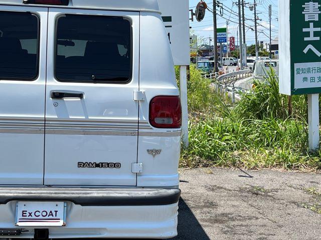 ダッジ・バン RAM1500ミディアム スタークラフト 新車並行証明書 3Dイルミネーション 10.1インチディスプレイオーディオBカメラRモニター4CPベージュレザー エクストラベット付電動3rdソファーベット(28枚目)