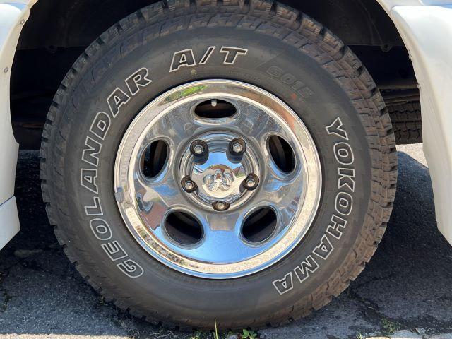 ダッジ・バン RAM1500ミディアム スタークラフト 新車並行証明書 3Dイルミネーション 10.1インチディスプレイオーディオBカメラRモニター4CPベージュレザー エクストラベット付電動3rdソファーベット(35枚目)