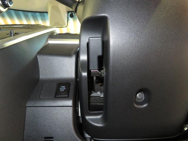カスタムRS トップエディションSAII ターボエンジン 7型地デジナビ バックカメラ 純性アルミ LEDヘッドライト ETC 両側電動スライドドア 車線逸脱警報機能 衝突被害軽減ブレーキ 誤発進抑制機能 先行車発進お知らせ機能(23枚目)