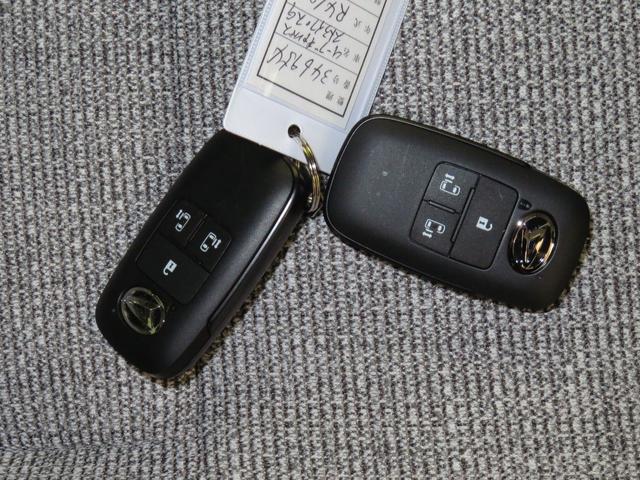 ストライプスG パノラマカメラ ドライブレコーダー 運転席・助手席シートヒーター 電動パーキングブレーキ スマートパノラマパーキングアシスト コーナーセンサー 両側パワースライドドア オートライト オートエアコン(17枚目)