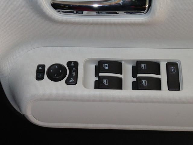 ストライプスGターボ バックカメラ ドライブレコーダー 運転席・助手席シートヒーター 電動パーキングブレーキ スマートクルーズ コーナーセンサー 両側パワースライドドア オートライト オートエアコン キーフリー(16枚目)