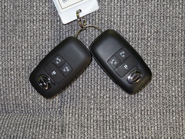 ストライプスGターボ バックカメラ ドライブレコーダー 運転席・助手席シートヒーター 電動パーキングブレーキ スマートクルーズ コーナーセンサー 両側パワースライドドア オートライト オートエアコン キーフリー(17枚目)