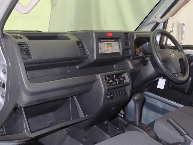 EXT 4WD AT車 抗菌防臭施工 マニュアルエアコン 荷台作業照明 あゆみ板掛け ゲートプロテクター ドアミラーメッキカバー キーレスエントリー パワーウィンドウ 純正フロアマット レベリング FM/AMラジオ CD再生(19枚目)