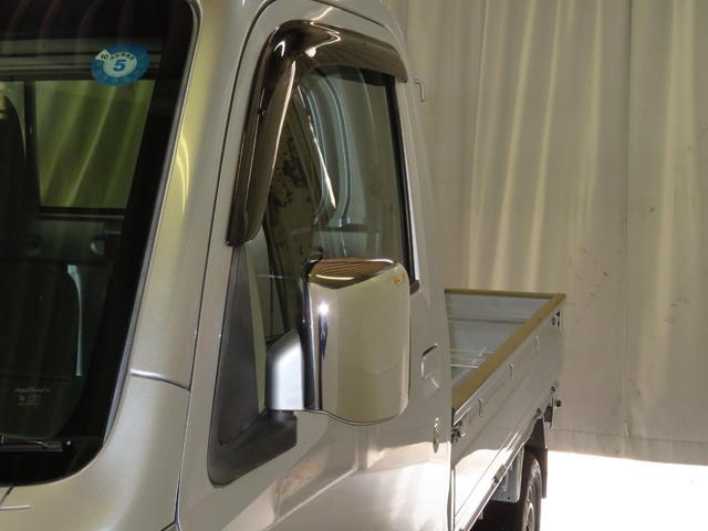 EXT 4WD AT車 抗菌防臭施工 マニュアルエアコン 荷台作業照明 あゆみ板掛け ゲートプロテクター ドアミラーメッキカバー キーレスエントリー パワーウィンドウ 純正フロアマット レベリング FM/AMラジオ CD再生(21枚目)