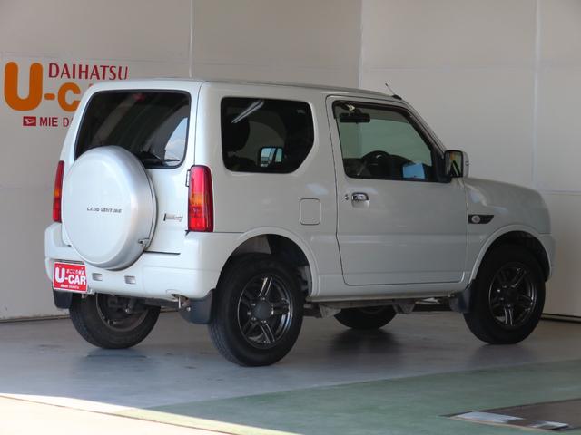 ランドベンチャー 4WD AT車 抗菌防臭施工 7型ナビ キーレスエントリー 運転席シートヒーター パワーウィンドウ 電動格納ミラー マニュアルエアコン 純正フロアマット 純正アルミホイール レベリング 地デジ DVD再生 USB接続(4枚目)