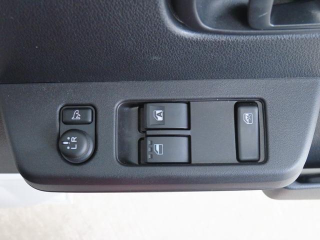 ハイゼットトラック ジャンボエクストラ　　　　　　４ＷＤ　ＣＶＴ　１年間無料保証　アイドリングストップ　電格ドアミラー　記録簿　ワンオナ　ＬＥＤライト　キーフリー　衝突安全ボディ　デフロック　荷台作業照明　ゲートチェーン　あゆみ板掛け　荷台ゴムマット　マニュアルエアコン（15枚目）