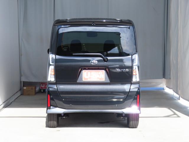 タント カスタムRS  届出済未使用車 バックカメラ 1年間無料保証 両側パワスライドドア ISTOP 元試乗車 地デジ BT対応 キーフリー LEDライト USBポート 9型ディスプレイオーディオ 電動パーキングブレーキ コーナーセンサー 運転席・助手席シートヒーター(5枚目)