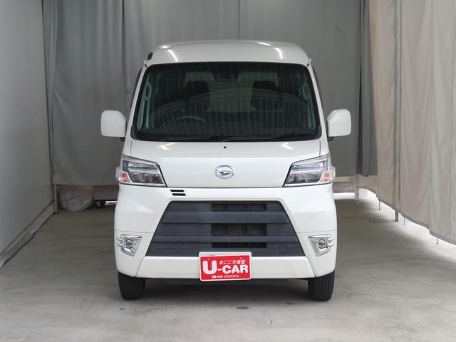 ハイゼットカーゴ クルーズSAIII      2WD 4AT 1年間無料保証 両側手動スライドドア 電動ミラー LEDライト Bカメラ エコアイドル ワンオーナー オートライト マニュアルエアコン キーレスエントリー パワーウィンドウ レベリング 純正フロアマット 記録簿(3枚目)