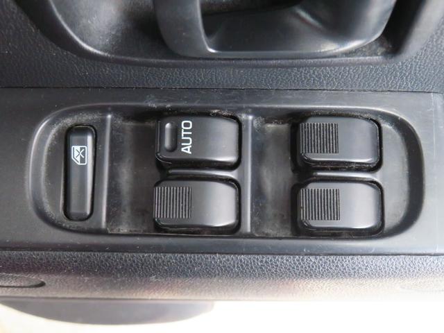 ハイゼットカーゴ クルーズSAIII      2WD 4AT 1年間無料保証 両側手動スライドドア 電動ミラー LEDライト Bカメラ エコアイドル ワンオーナー オートライト マニュアルエアコン キーレスエントリー パワーウィンドウ レベリング 純正フロアマット 記録簿(14枚目)