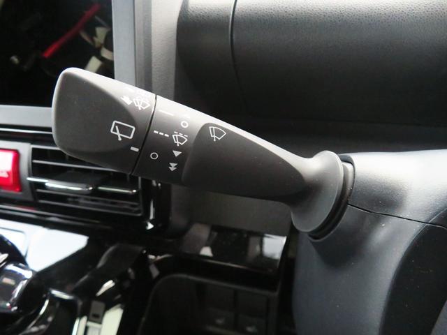 タント カスタムＲＳ　　運転席・助手席シートヒーター　１年間無料保証　両側パワスライドドア　レーンキープＡ　ＩＳＴＯＰ　元試乗車　ＬＥＤライト　１オーナー　オートライト　キーフリー　ＡＢＳ　電動パーキングブレーキ　パノラマカメラ　オートエアコン　コーナーセンサー（11枚目）