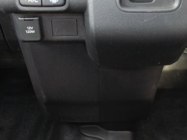 ハイゼットカーゴ DX   2WD CVT マニュアルエアコン 1年間無料保証 安全ボディ キーレスキー 両側スライドドア エコアイドル オートライト 記録簿 レーンアシスト 両席エアバッグ ワンオーナー コーナーセンサー パワーウィンドウ AM/FMラジオ レベリング(9枚目)