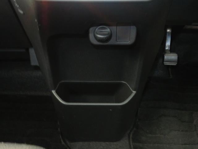 ウェイク G SA  純正7型ナビ キーレスエントリー 1年間無料保証 AUTOライト 記録簿 衝突安全ボディ アルミホイール LEDヘッド ETC 運転席エアバッグ ABS アイドリングストップ 両側パワースライドドア オートエアコン USB接続 CD再生 ワンセグ(9枚目)