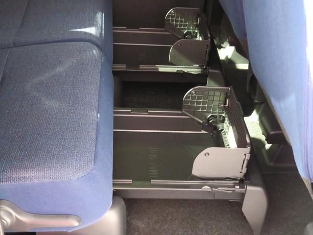 ムーヴキャンバス セオリーGターボ 電動パーキングブレーキ 1年間無料保証 衝突回避支援ブレーキ機能 LEDヘッドライト 電動格納ドアミラー パノラマカメラ 両側パワースライドドア コーナーセンサー 運転席・助手席シートヒーター キーフリー オートエアコン パワーウィンドウ(11枚目)