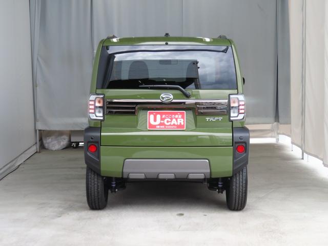 タフト Gターボ ダーククロムベンチャー 1年間無料保証 車線逸脱警報装置 衝突回避支援ブレーキ シートヒータ 電動格納ドアミラー 安全ボディ LED ムーンルーフ Aストップ ターボ車 バックカメラ キーフリー 電動パーキングブレーキ コーナーセンサー(5枚目)