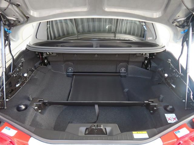 コペン ローブ 運転席・助手席シートヒーター 1年間無料保証 1オーナ 助手席エアバッグ ターボ車 キーフリー アルミ 運転席エアバック LED ABS 衝突安全ボディ オートライト 元試乗車 記録簿有 オートエアコン パワーウィンドウ アイドリングストップ(7枚目)