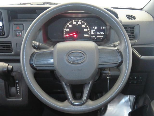 ハイゼットカーゴ ＤＸ　　　２ＷＤ　ＣＶＴ　マニュアルエアコン　１年間無料保証　安全ボディ　キーレスキー　エコアイドル　ハイビームアシスト　オートライト　記録簿　レーンアシスト　ワンオーナー　ＡＢＳ　運転席エアバッグ　コーナーセンサー　パワーウィンドウ　レベリング（17枚目）