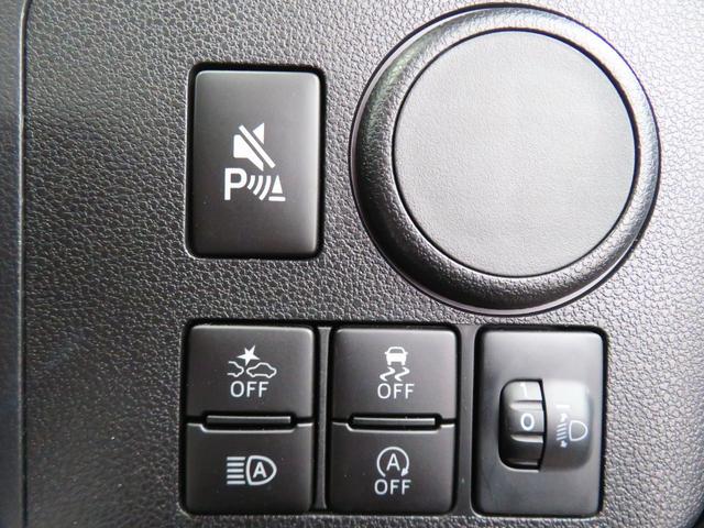 ペダル踏み間違い急発進抑制・衝突回避支援ブレーキ付。必要以上にアクセルを踏み込んだ時、前後方の急発進を抑制。前方の車両と歩行者に衝突の危険があると判断した時、緊急ブレーキで減速しアシスト。詳細は店舗で