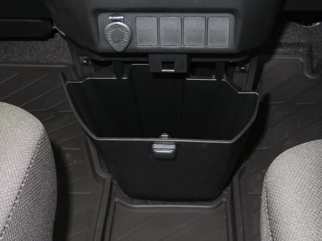 トール カスタムGターボ 9型ディスプレイオーディオ 1年間無料保証 両側パワスラドア アダプティブクルーズ 衝突回避支援ブレーキ LEDライト I-STOP バックカメラ USB 電動格納ミラー ブルートゥース TV キーフリー ワンオーナー 電動パーキングブレーキ(19枚目)