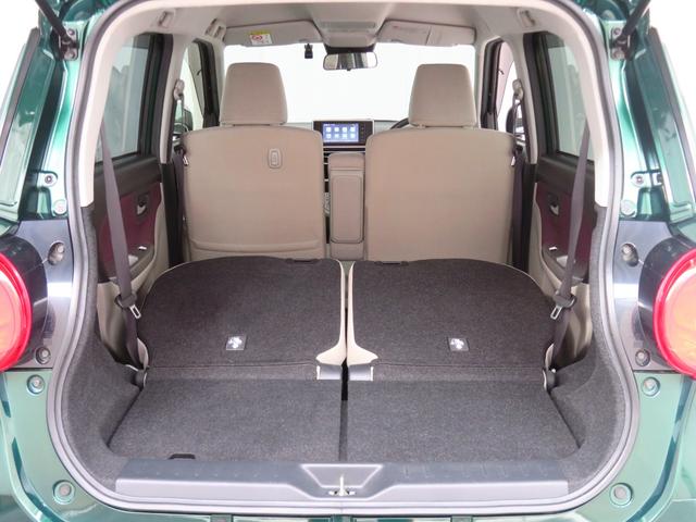 ２人乗車時のラゲッジルームです。