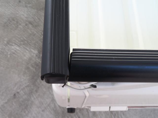 ハイゼットトラック スタンダード　　２ＷＤ　５ＭＴ　あゆみ板掛け　１年間無料保証　パワステ　マニュアルエアコン　運転席エアバック　衝突安全ボディ　ゲートプロテクター　レベリング　ＣＤ再生　ＡＭ／ＦＭラジオ　純正フロアマット（24枚目）