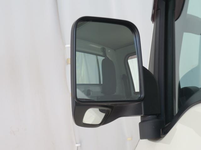 ハイゼットトラック スタンダード　　２ＷＤ　５ＭＴ　あゆみ板掛け　１年間無料保証　パワステ　マニュアルエアコン　運転席エアバック　衝突安全ボディ　ゲートプロテクター　レベリング　ＣＤ再生　ＡＭ／ＦＭラジオ　純正フロアマット（25枚目）