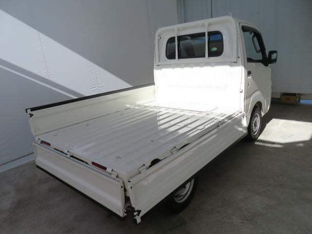 ハイゼットトラック スタンダード　　２ＷＤ　５ＭＴ　あゆみ板掛け　１年間無料保証　パワステ　マニュアルエアコン　運転席エアバック　衝突安全ボディ　ゲートプロテクター　レベリング　ＣＤ再生　ＡＭ／ＦＭラジオ　純正フロアマット（27枚目）