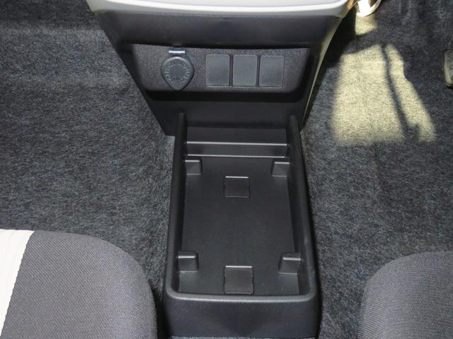 ミライース Ｘ　ＳＡＩＩＩ　　　　　　マニュアルエアコン　１年間無料保証　盗難防止アラーム　試乗車ＵＰ　衝突回避支援ブレーキ機能　コーナーセンサー　電格ミラ　レーンキープアシスト　安全ボディ　運転席助手席エアバック　点検記録簿付　１オーナー　ＬＥＤライト　キーレスキー（9枚目）