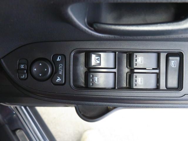 タント ファンクロスターボ　　純正１０型ナビ　ＥＴＣ　１年間無料保証　電格ミラー　ＬＥＤランプ　シートヒータ　フルセグ　衝突軽減ブレーキ　ＵＳＢ　Ｒカメラ　ｉ－ｓｔｏｐ　ＤＶＤ　１オーナー　盗難警報装置　電動パーキングブレーキ　両側パワースライドドア　コーナーセンサー（14枚目）