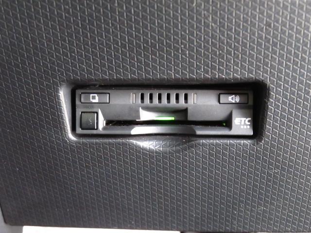 タント ファンクロスターボ　　純正１０型ナビ　ＥＴＣ　１年間無料保証　電格ミラー　ＬＥＤランプ　シートヒータ　フルセグ　衝突軽減ブレーキ　ＵＳＢ　Ｒカメラ　ｉ－ｓｔｏｐ　ＤＶＤ　１オーナー　盗難警報装置　電動パーキングブレーキ　両側パワースライドドア　コーナーセンサー（16枚目）