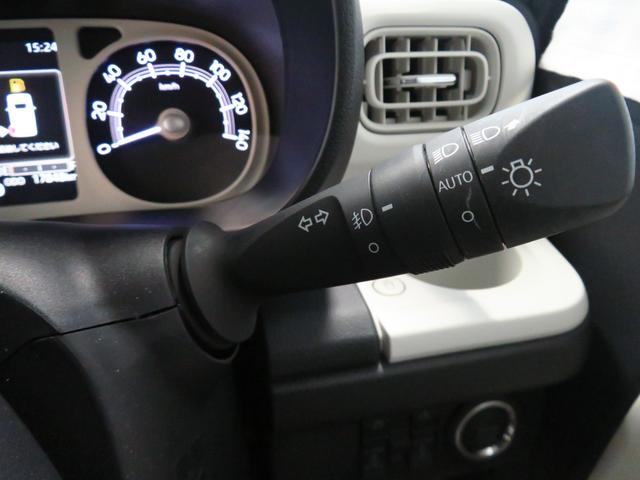 ムーヴキャンバス ストライプスＧ　　　７型ナビ　パノラマカメラ　１年間無料保証　ＢＬＵＥＴＯＯＴＨ　レンタカーアップ　コーナーセンサー　アイドルストップ　ＥＴＣ　ＵＳＢポート　ドライブレコーダー　運転席・助手席シートヒーター　地デジ　電動パーキングブレーキ　両側パワースライドドア（12枚目）