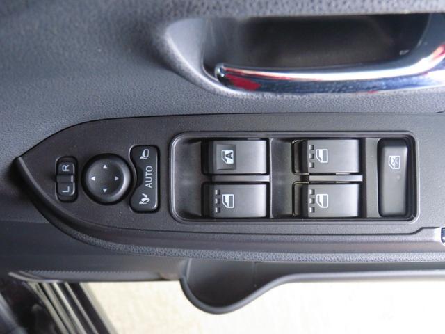 タント カスタムＸ　　純正９型ディスプレイオーディオ　１年間無料保証　衝突軽減ブレーキ　アイドリングストップ機能　Ｂカメラ　ＴＶ　ＬＥＤ　ワンオーナー　前席シートヒーター　電動格納ミラー　電動パーキングブレーキ　両側パワースライドドア　キーフリー　コーナーセンサー（14枚目）