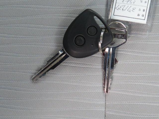 ミライース Ｘ　ＳＡＩＩＩ　　　　　　マニュアルエアコン　１年間無料保証　ペダル踏み間違い抑制　衝突回避支援ブレーキ　点検記録簿　１オーナー　キーレスキー　ＡＢＳ　エアバック　コーナーセンサー　パワーウィンドウ　アイドリングストップ　電動格納ミラー　ＬＥＤヘッドライト（16枚目）